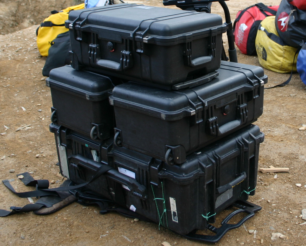 pelican discover survival story riobotz cases